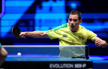 Hugo Calderano estreia com vitórias no Grand Smash de Singapura